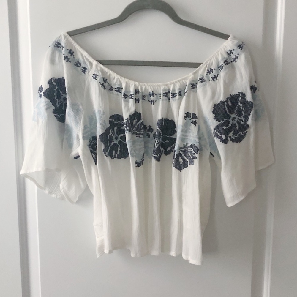 White Floral Lace Blue Embroidered Peasant Top - Picture 1 of 5